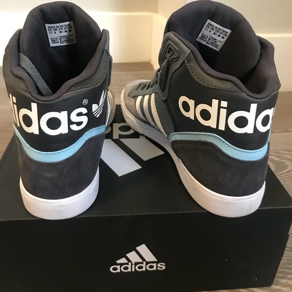 Adidas Women’s Sneakers - Picture 3 of 5